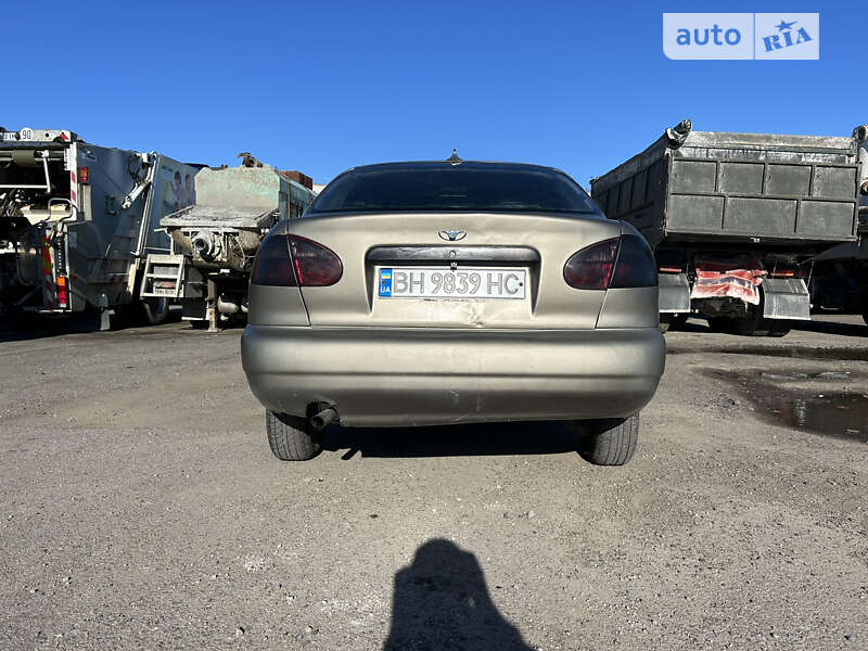 Седан Daewoo Lanos 2003 в Одессе