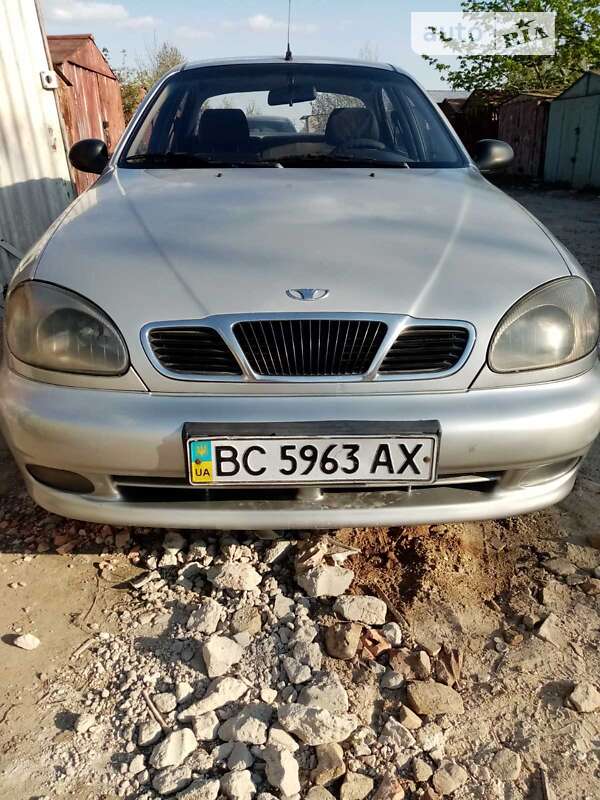 Седан Daewoo Lanos 2003 в Львові