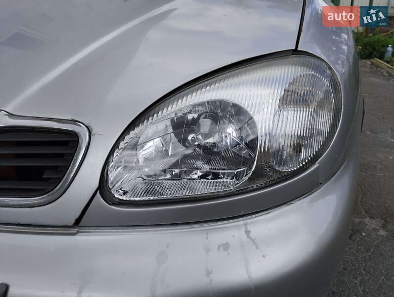Седан Daewoo Lanos 2004 в Василькові
