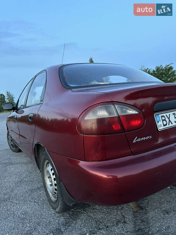 Седан Daewoo Lanos 2004 в Полонном