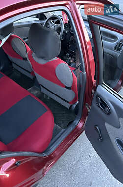 Седан Daewoo Lanos 2004 в Полонном