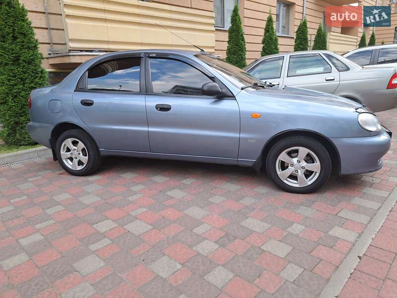 Седан Daewoo Lanos 2008 в Ужгороде