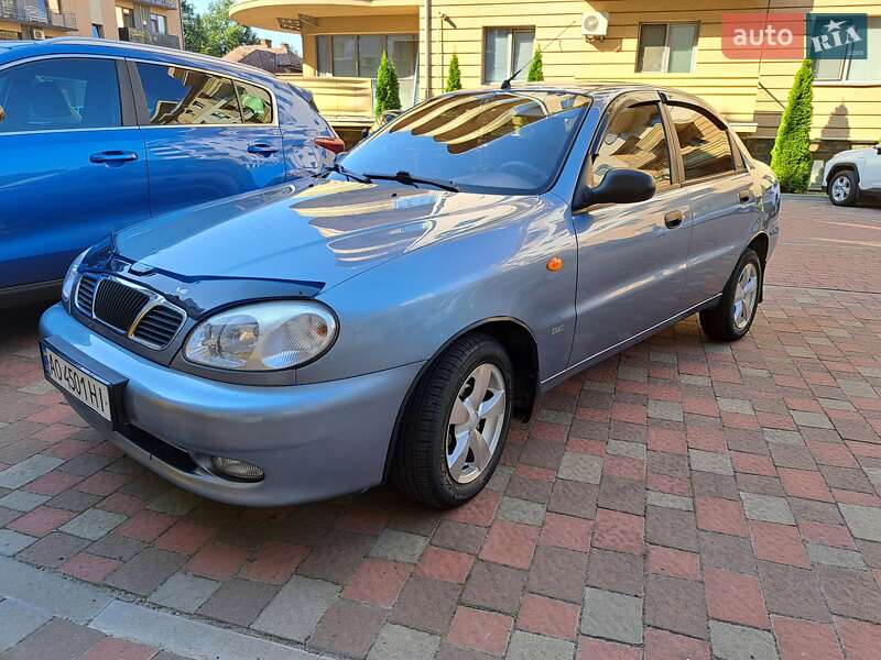 Седан Daewoo Lanos 2008 в Ужгороде
