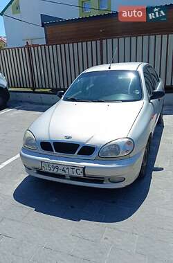 Седан Daewoo Lanos 2002 в Львове