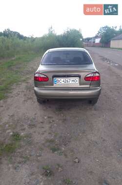 Седан Daewoo Lanos 2006 в Старому Самборі