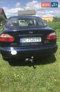 Седан Daewoo Lanos 2002 в Львове