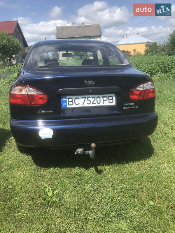 Седан Daewoo Lanos 2002 в Львове
