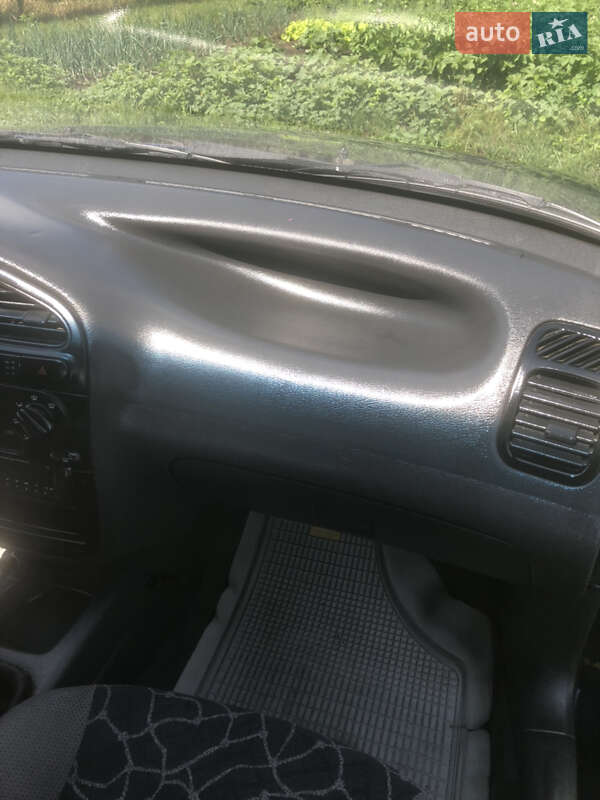 Седан Daewoo Lanos 2002 в Львові фото 13 Седан Daewoo Lanos 2002 в Львові