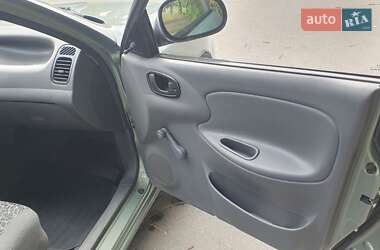 Седан Daewoo Lanos 2010 в 