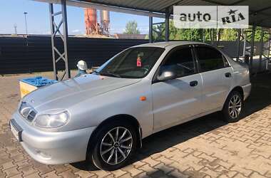 Седан Daewoo Lanos 2005 в Сумах