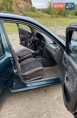 Седан Daewoo Lanos 2003 в 