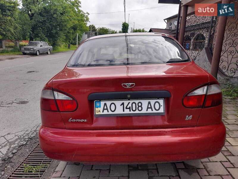 Седан Daewoo Lanos 2008 в Тячеве