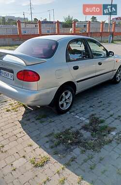 Седан Daewoo Lanos 2003 в Одессе