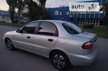 Седан Daewoo Lanos 2004 в Киеве