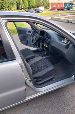 Седан Daewoo Lanos 2004 в 