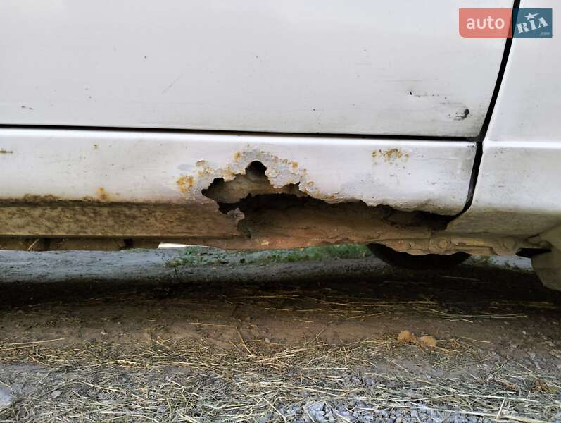 Седан Daewoo Lanos 2003 в Полтаві