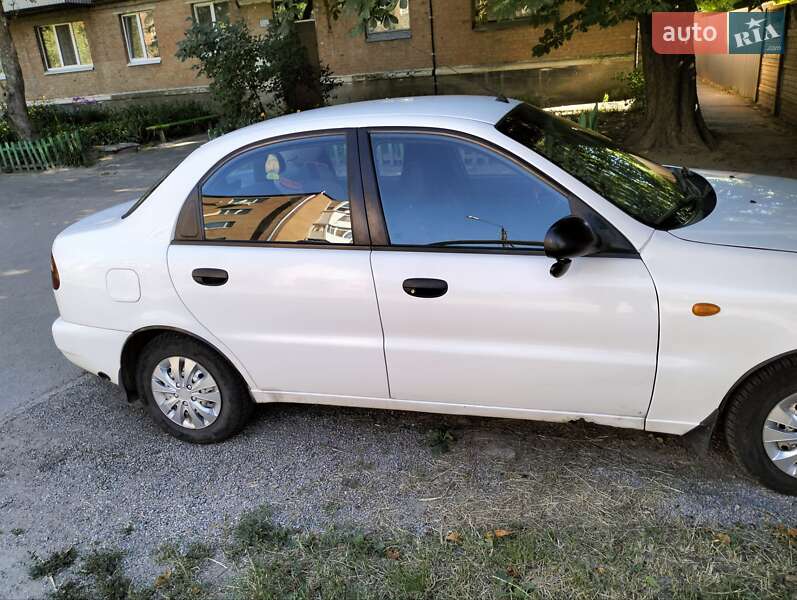 Седан Daewoo Lanos 2003 в Полтаві