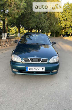 Седан Daewoo Lanos 2003 в Новій Одесі