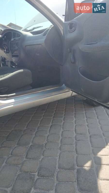 Седан Daewoo Lanos 2006 в Львові