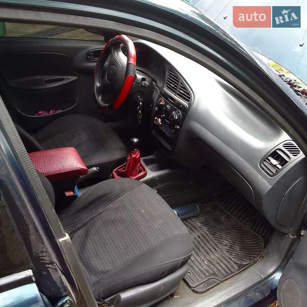 Седан Daewoo Lanos 1998 в Бучаче