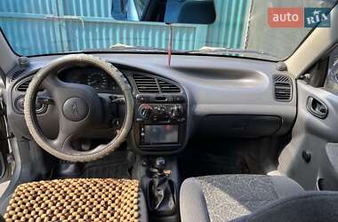 Седан Daewoo Lanos 2004 в 