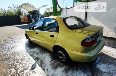 Седан Daewoo Lanos 2007 в Гнідині