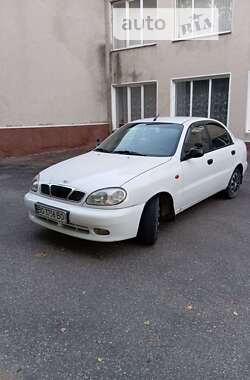 Седан Daewoo Lanos 2002 в Копычинце