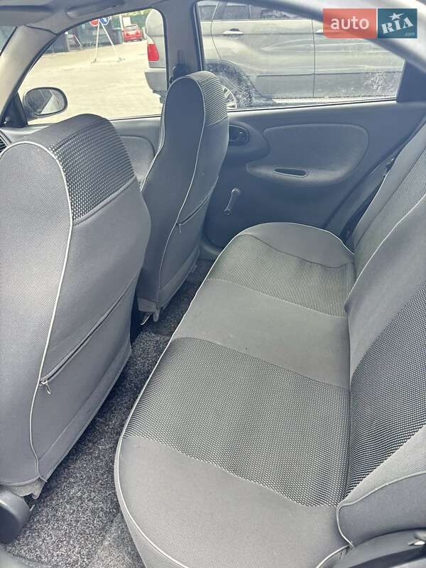 Седан Daewoo Lanos 2007 в Обухове