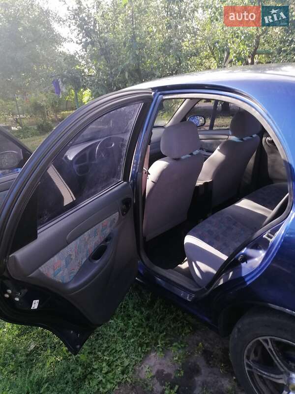 Седан Daewoo Lanos 2005 в Полтаве