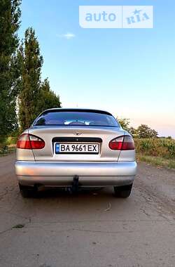 Седан Daewoo Lanos 2007 в Ольшанке