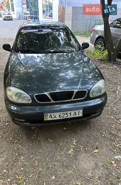 Седан Daewoo Lanos 1998 в 
