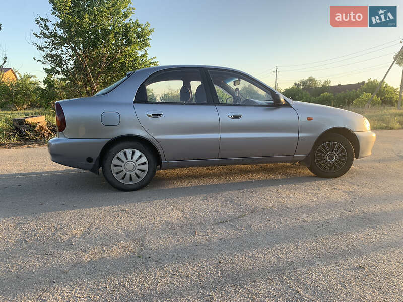Седан Daewoo Lanos 2006 в Запорожье