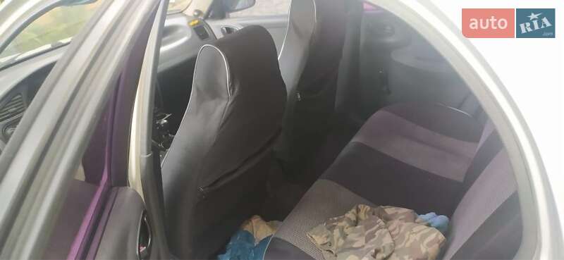 Седан Daewoo Lanos 2006 в Ужгороде