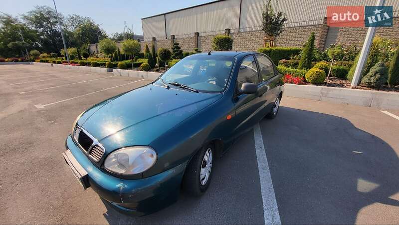 Седан Daewoo Lanos 2002 в Запорожье