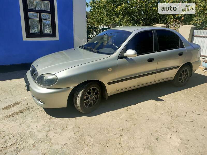 Седан Daewoo Lanos 2003 в Одессе