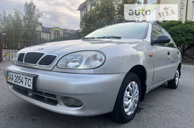 Седан Daewoo Lanos 2004 в Киеве