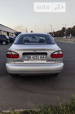 Седан Daewoo Lanos 2004 в Харкові