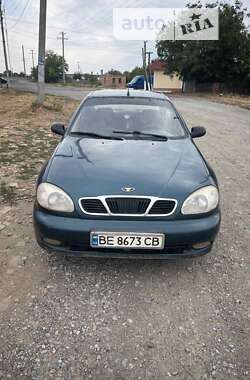 Седан Daewoo Lanos 2005 в Кривом Озере