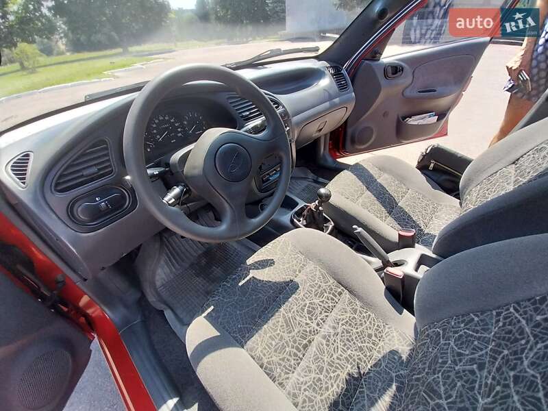 Седан Daewoo Lanos 2008 в Ровно
