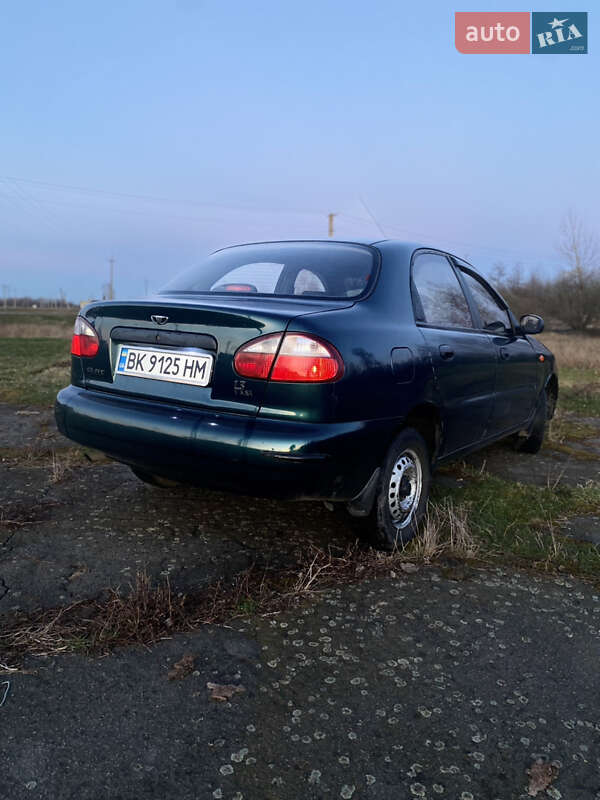 Седан Daewoo Lanos 2005 в Рокитном