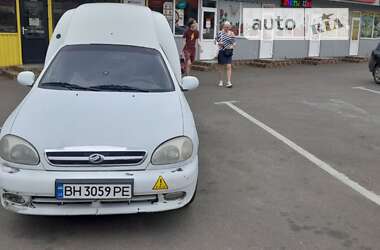 Седан Daewoo Lanos 2011 в Раздельной