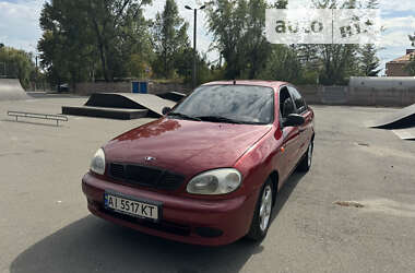 Седан Daewoo Lanos 2008 в Милій