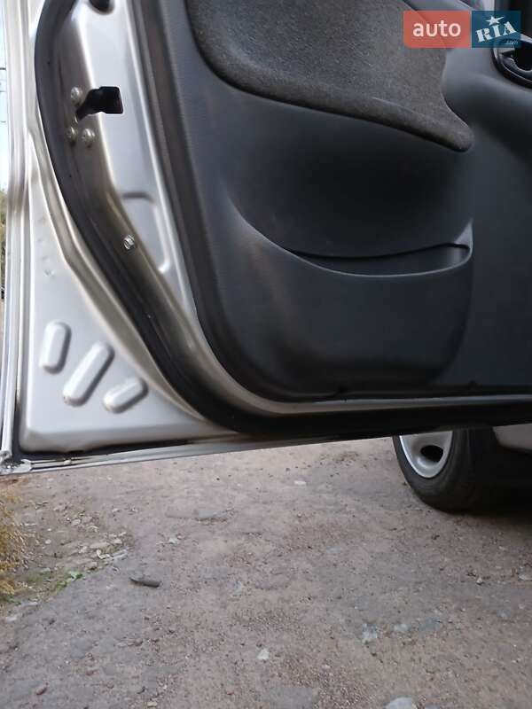 Седан Daewoo Lanos 2007 в Житомире