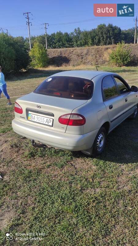 Седан Daewoo Lanos 2010 в Олександрії