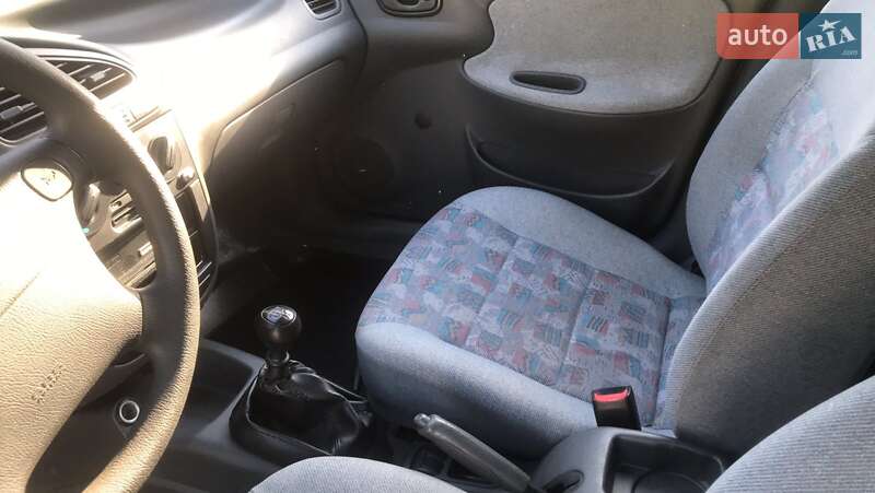 Хэтчбек Daewoo Lanos 1999 в Запорожье фото 7 Хэтчбек Daewoo Lanos 1999 в Запорожье