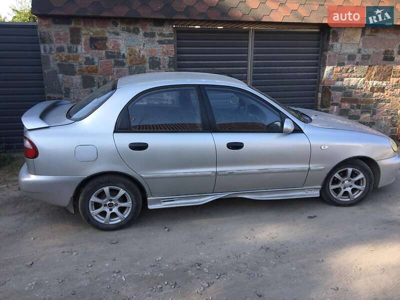 Daewoo Lanos 2005