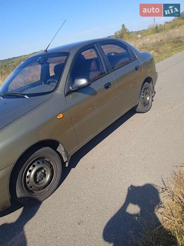 Седан Daewoo Lanos 2007 в Киеве