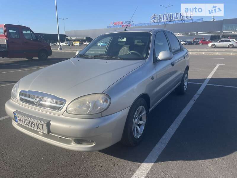 Седан Daewoo Lanos 2003 в Днепре