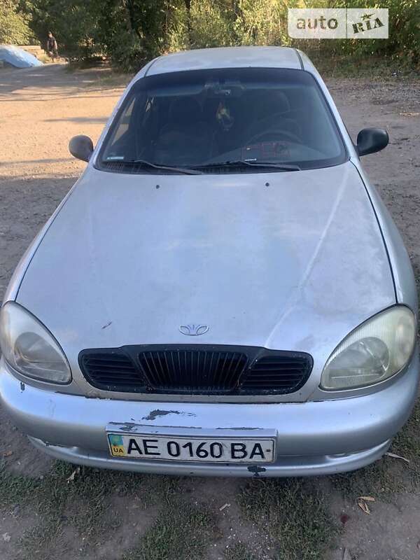 Седан Daewoo Lanos 1998 в Кривому Розі