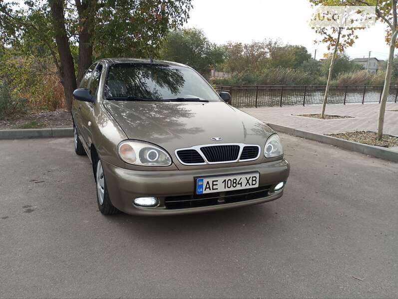 Седан Daewoo Lanos 2005 в Дніпрі